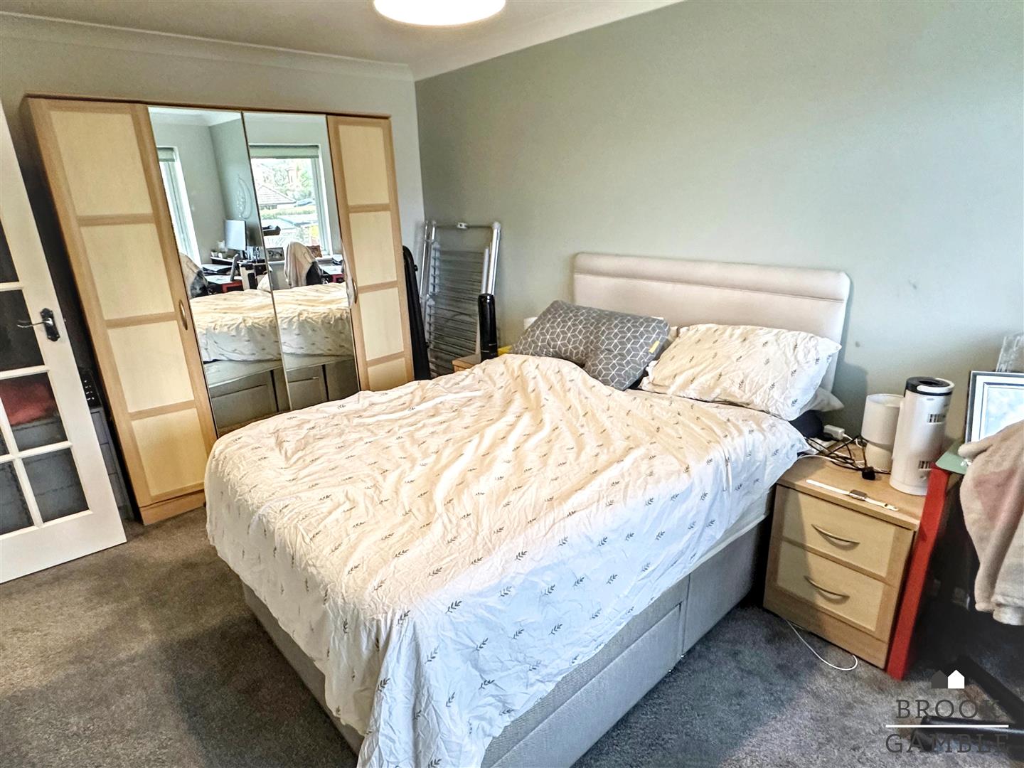 1 Bedroom Flat. Filching Road in Eastbourne, East Sussex 8